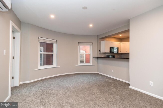 Building Photo - 41 4th St Rental
