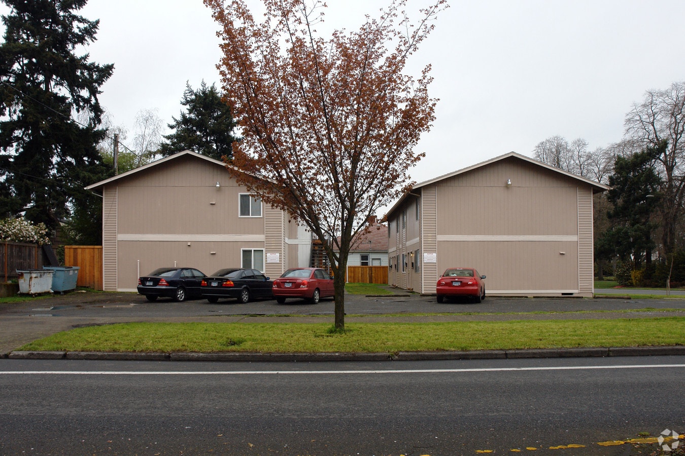 Peninsula Park Apartments - Peninsula Park Apartments