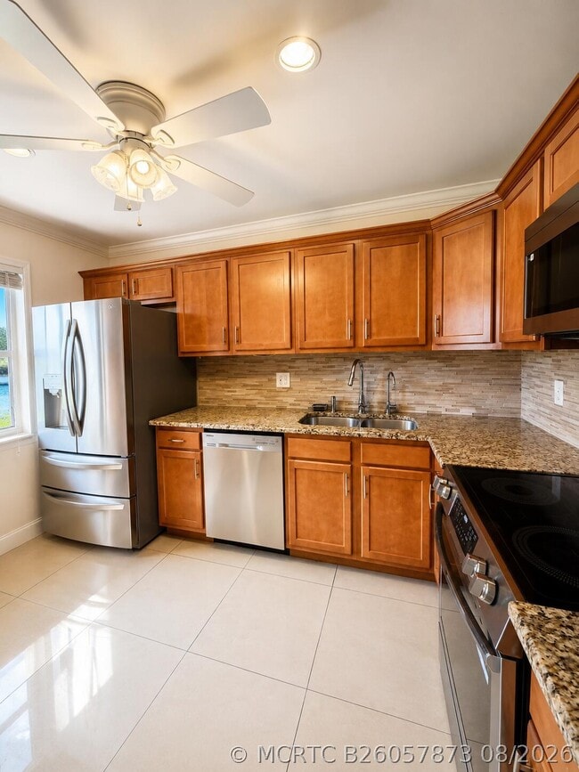 157 Lake Anne Dr