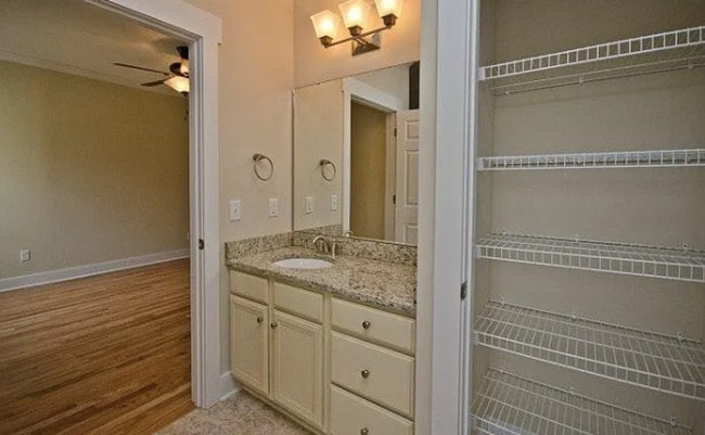 Photo - Townhouse walking distance to Black Mountain available now!