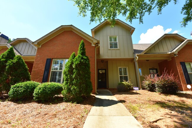 Photo - 1633 Academy Dr Townhome