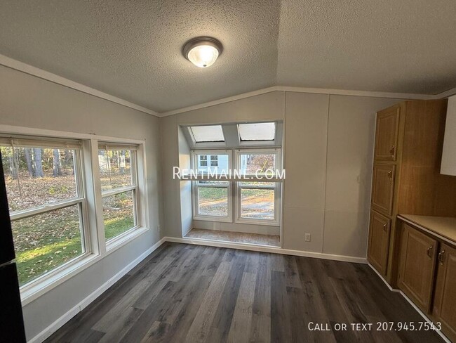 Photo - 799 Stillwater Ave