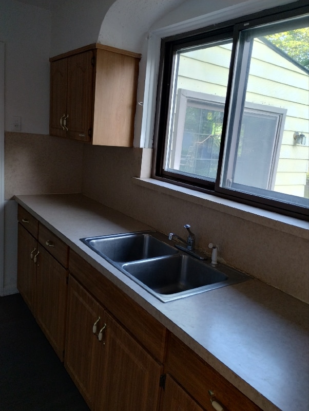 Photo - 2967 Doris St