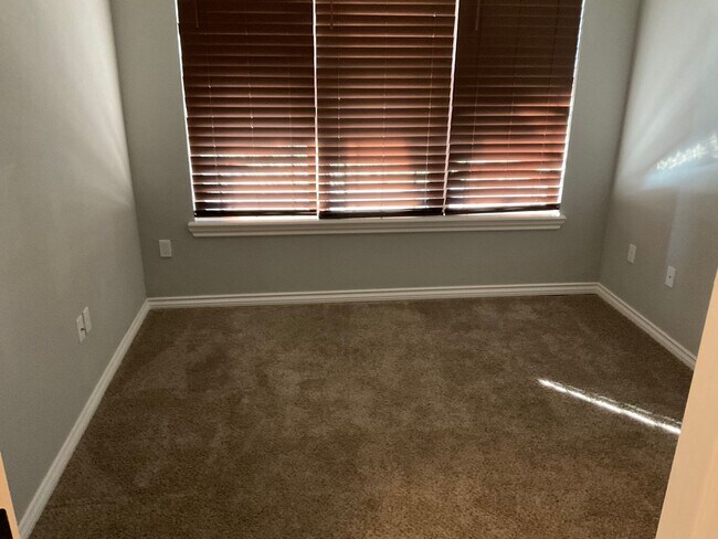 Photo - 20535 Autumn Trail