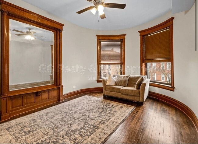 Photo - 4923 S Vincennes Ave Unit 2