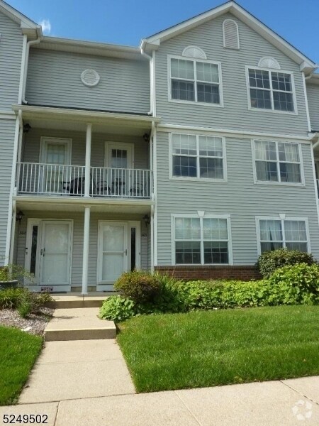 Building Photo - 303 Mercer Ct Rental