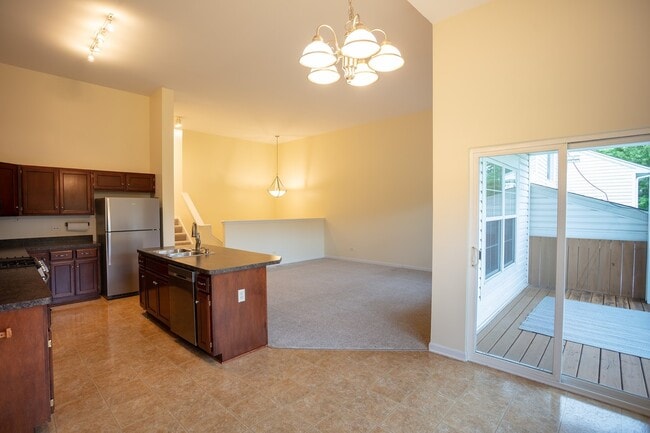 Photo - 23045 Ironwood Dr