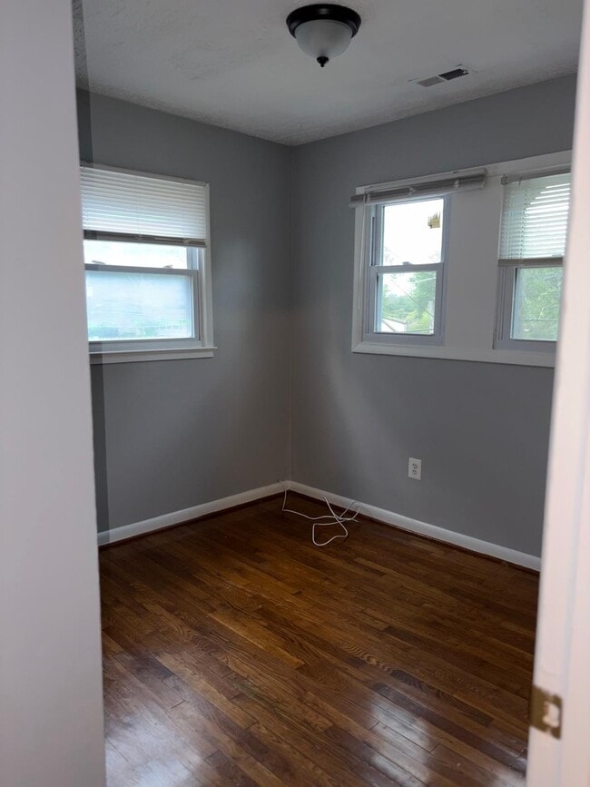 Photo - 13430 Pinetree Dr