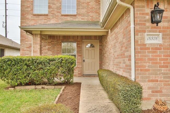 Photo - 18926 Piney Way Dr