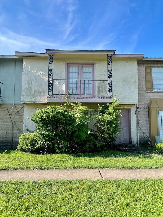 Building Photo - 7051 Chasewood Dr Rental