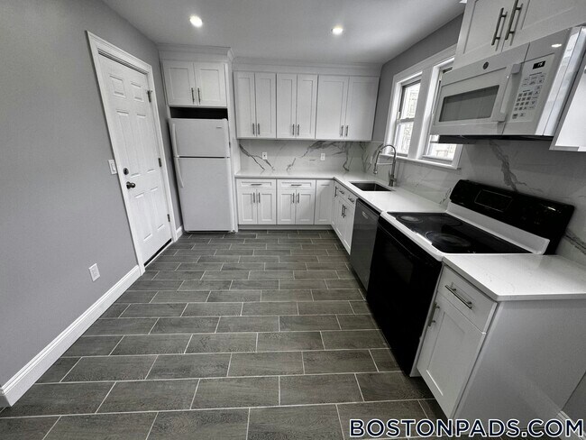 113 Lanark Rd