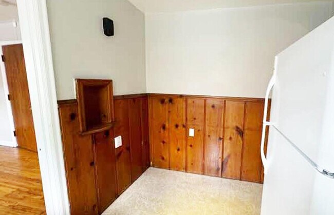 Photo - 3025 Clifton Ave Unidad 3025-11