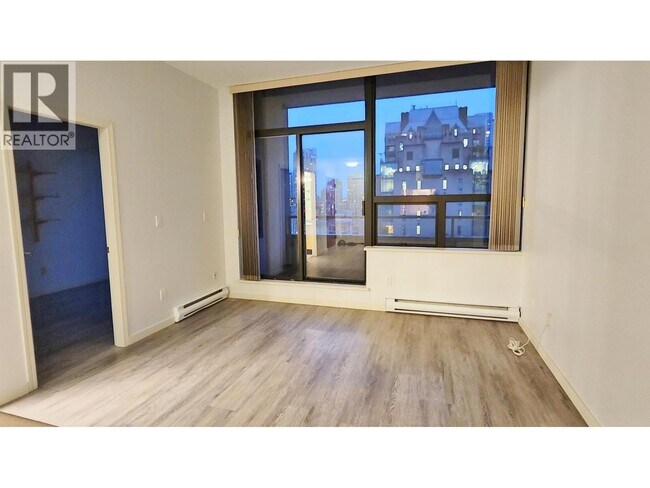 1010 Howe St Unit 6xx
