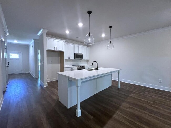 Photo - 74 Village Ct