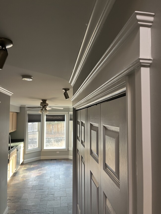 Photo - 203 Spring Point Dr