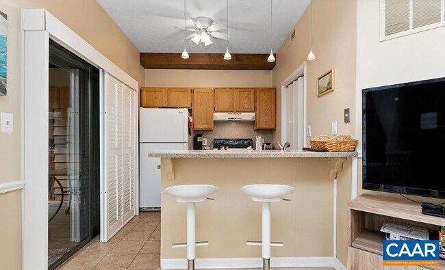 Photo - 718 Laurelwood