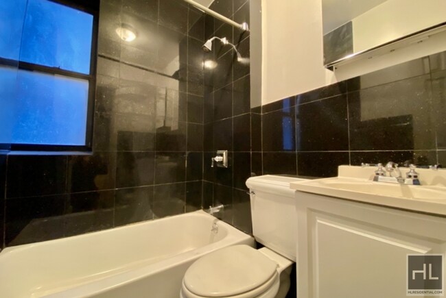 Photo - East 12th Street Apartamento Unidad 74