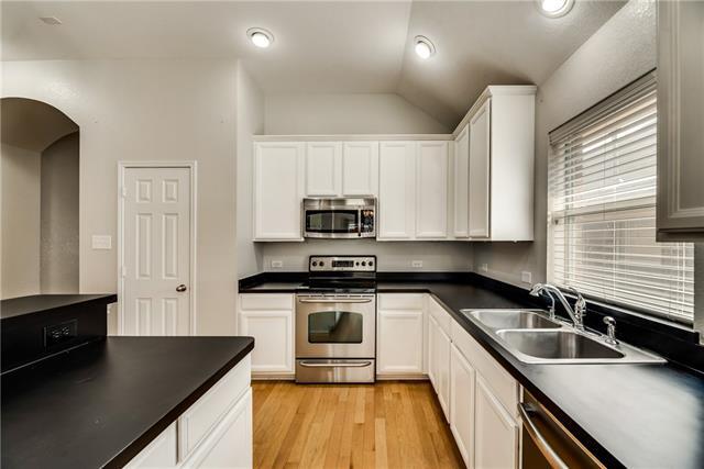 Photo - 5024 Escambia Terrace