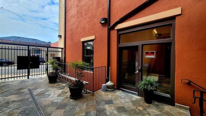 Photo - 613 N Lombardy St Condo Unit 101