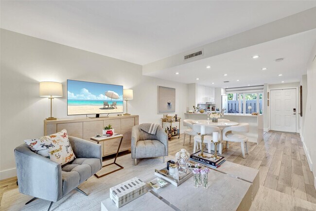 Building Photo - 1991 NE 15th Ave