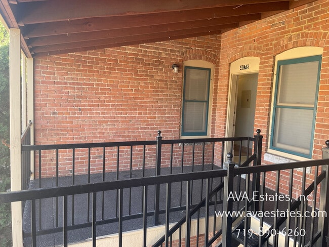 Photo - 407 W 11th St Unidad Apt B