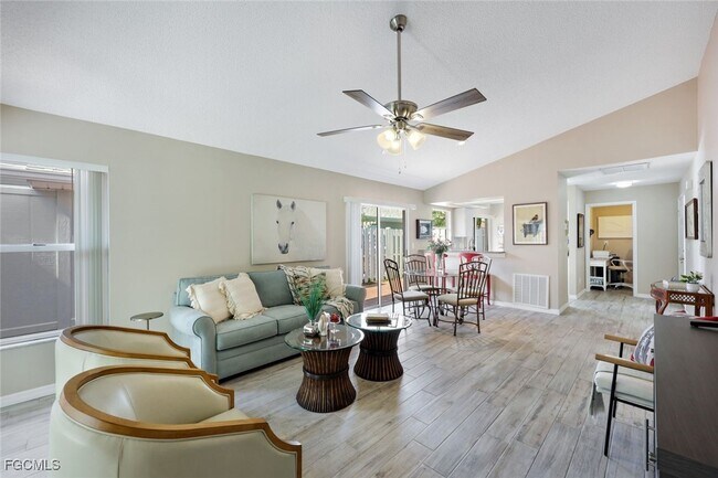Photo - 14871 Crescent Cove Dr