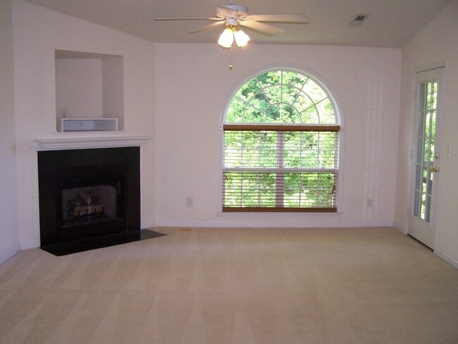 Photo - 2BR/2BA condo convenient to FTCC!
