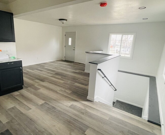 Photo - Single family house available!