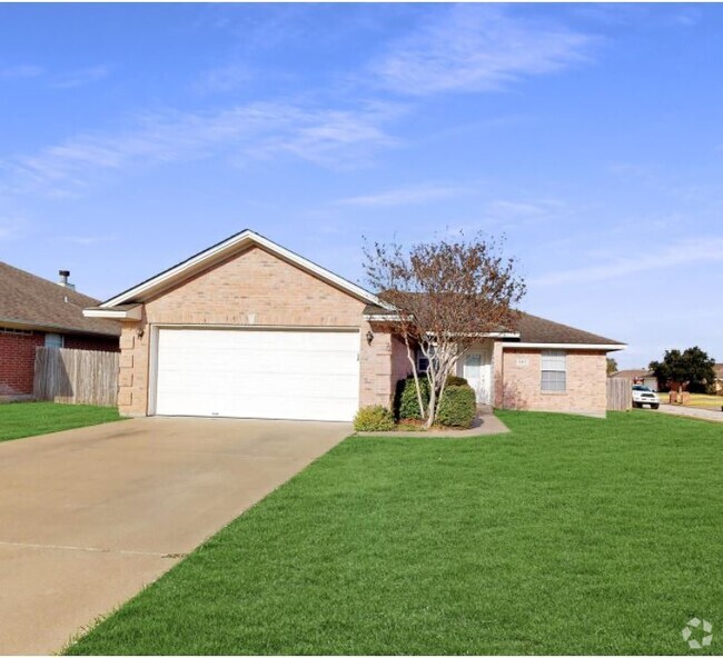 Building Photo - 207 Pronghorn Loop Rental