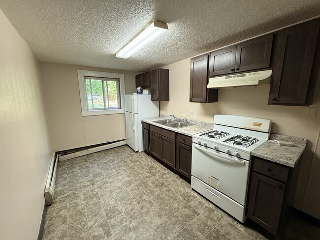 Photo - 218 E 4th St Unidad #2