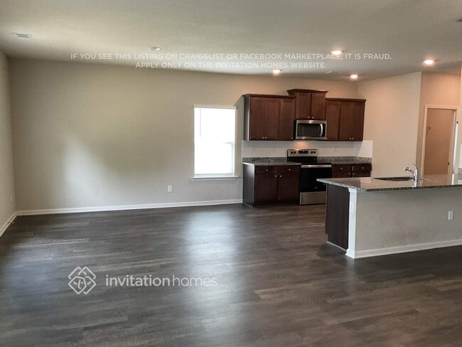 Photo - 204 Oliver Dr