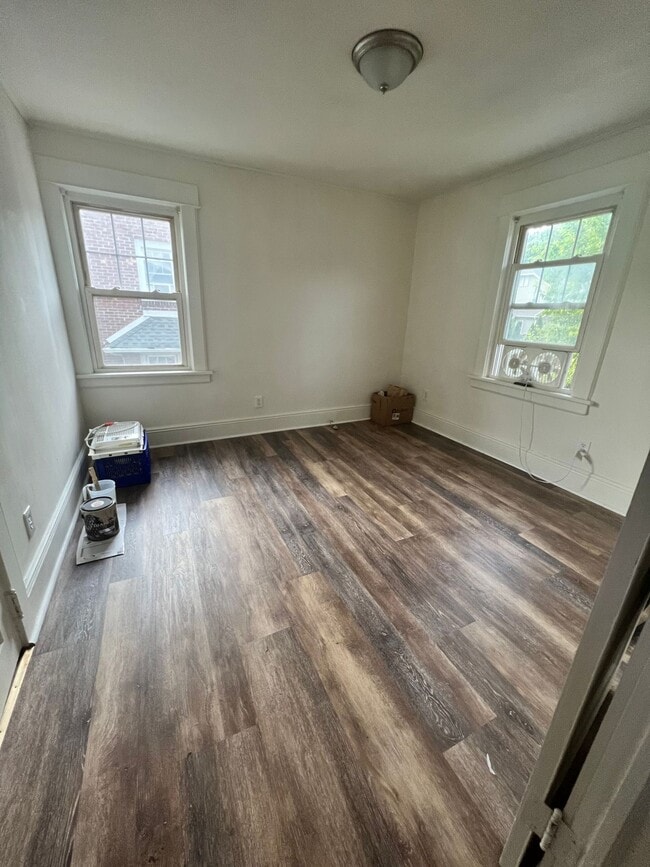 Bedroom for rent