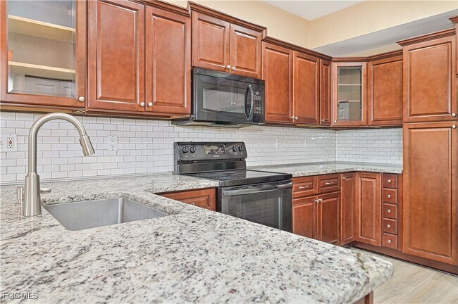 Photo - 6361 Aragon Way Unidad 208