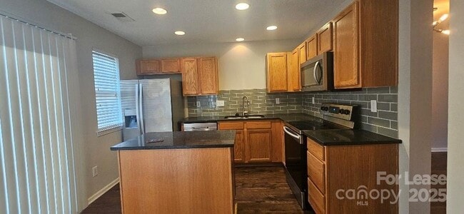 Photo - 6807 Juniper Tree St