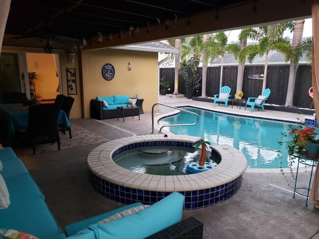 Photo - 1402 SW 25th Ave