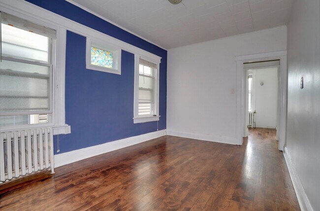 Photo - 12 Romaine Ave