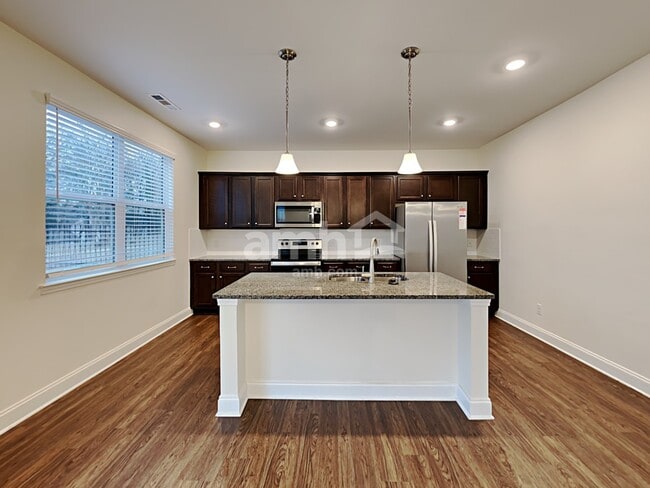 Photo - 2728 Bison Ct