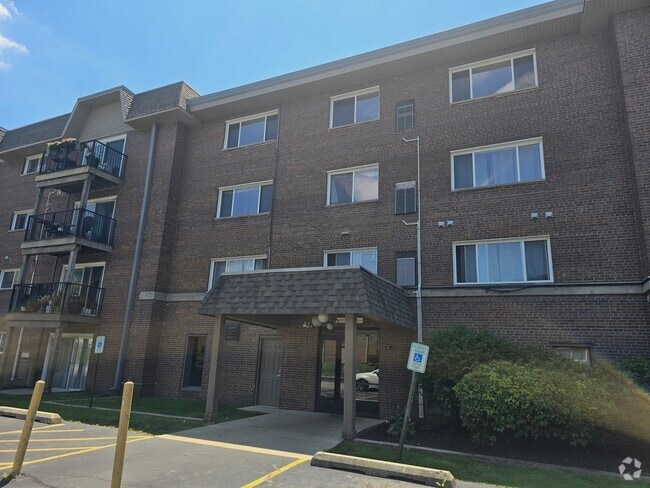 Building Photo - 2301 Beau Monde Ln Unit 206 Rental