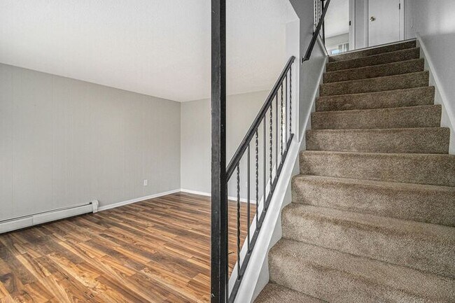 Photo - $1250 /2-bedr/1.5 bath town house duplex; tenant pays only electric (Kalamazoo)