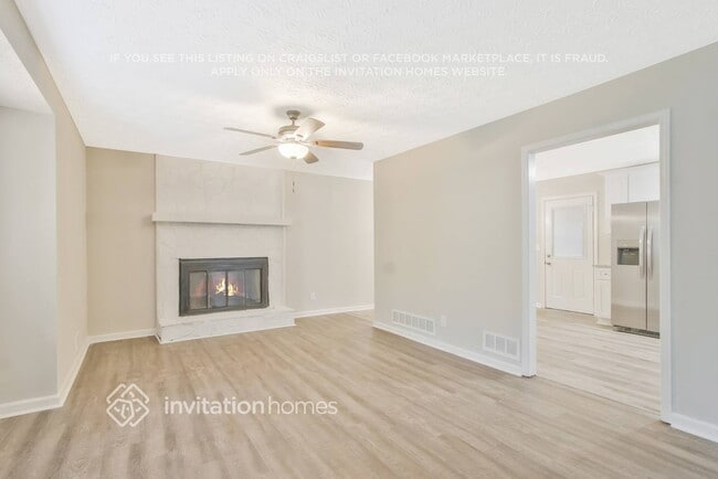 Photo - 1023 Lakewood Dr