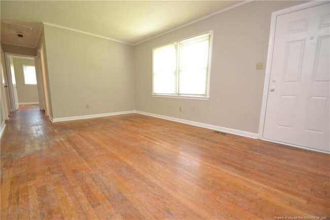 Photo - 717 Friar Tuck Rd