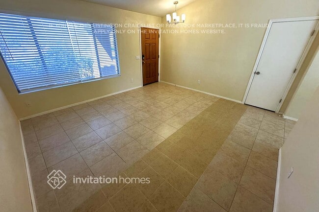 Photo - 775 S Lanus Dr