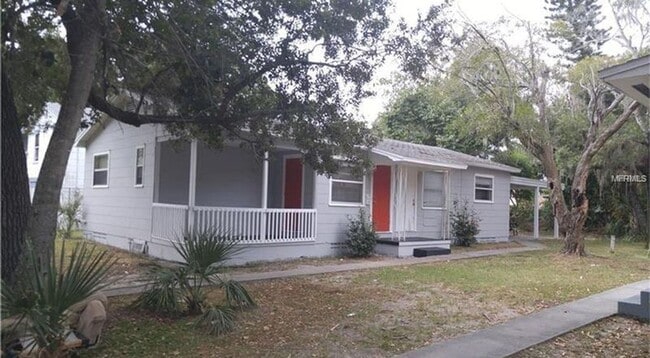 Building Photo - 1743-1745 Grove St S Unit 1745 Grove St. S. Rental
