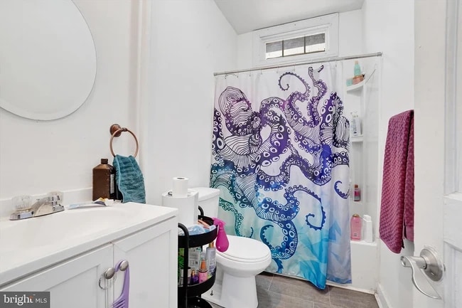 Building Photo - 56 S Pershing Ave Unit A