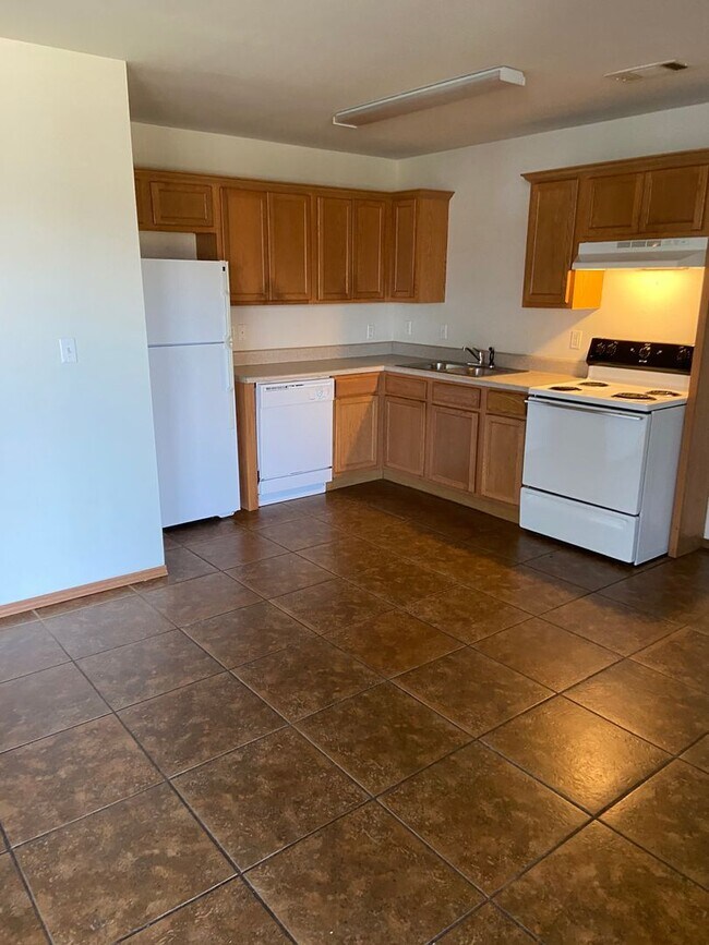 Photo - 305-307 E. Asher Ct. Unit 305 E. Asher Ct.