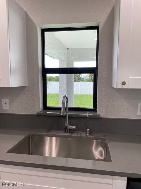 Photo - 321 Kismet Pkwy W