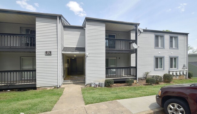 Updated 2 bed, 2bath - garden style - Updated 2 bed, 2bath - garden style Condo