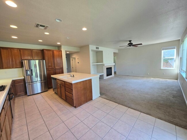 Photo - Wonderful 4 bedroom 3 full bath in the Wildhorse Golf Course Community.