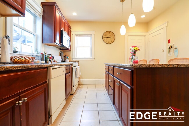 Photo - 50 Atkins St Unit 2