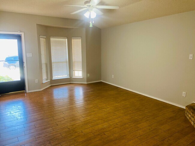 Photo - 3 bed 2 bath Frenship ISD